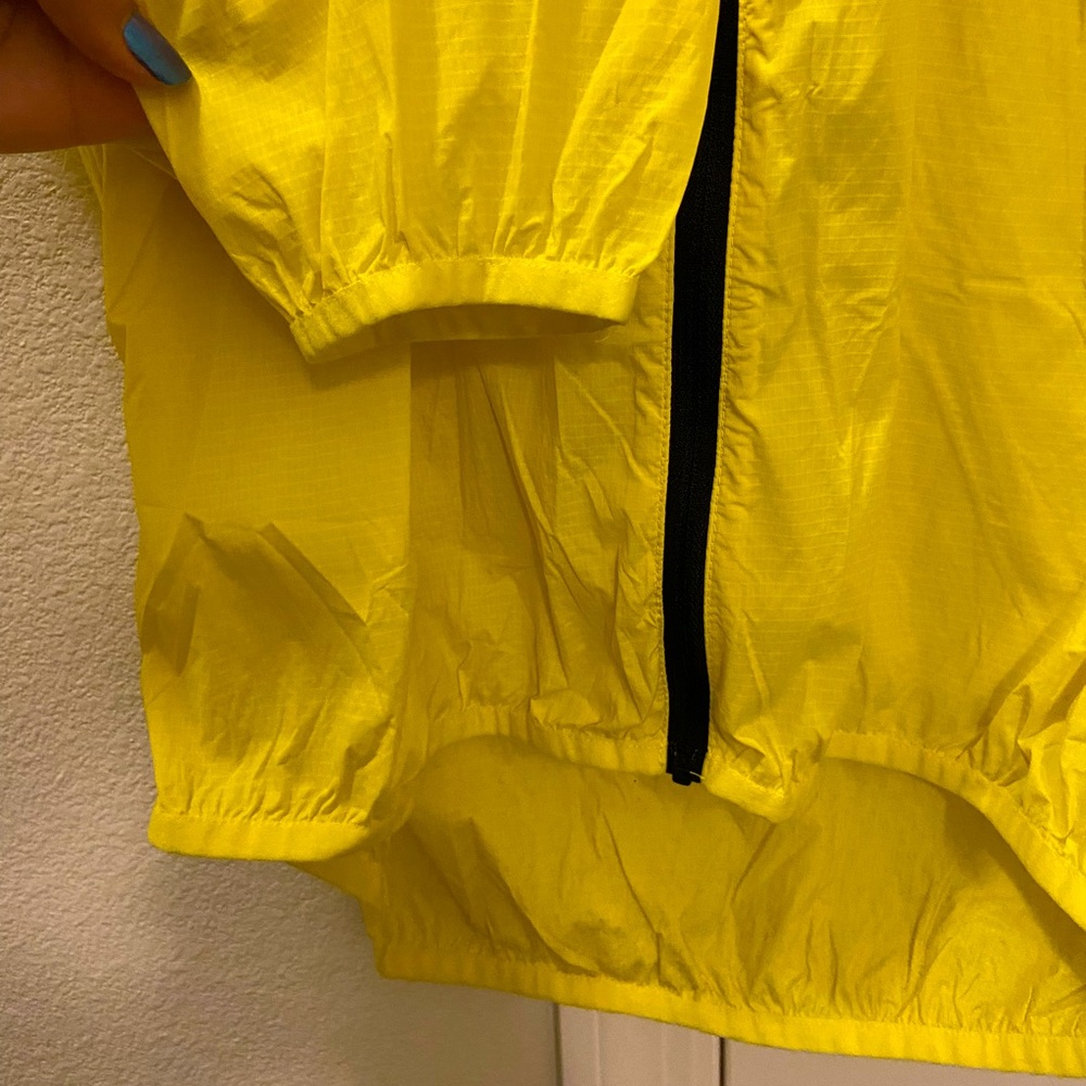 Converse windbreaker